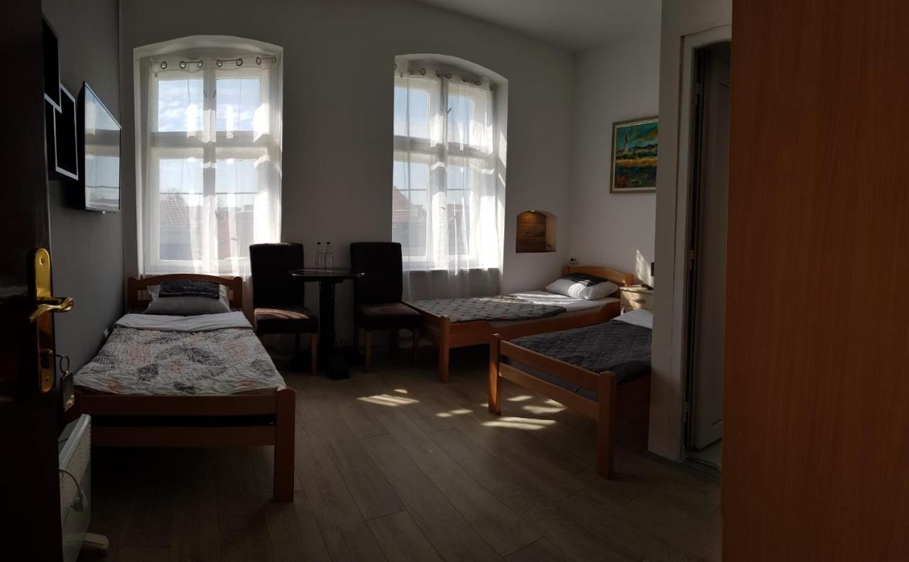 Tabacco Rooms Obrenovac  Exterior photo